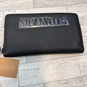 Steve Madden wallet